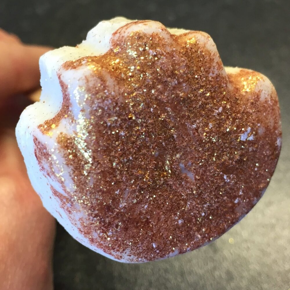 Lush Golden Handshake Hot Hand Mask (vegan) - NWT